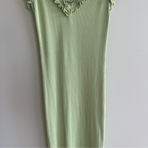 Aritzia Wilfred Free Halo Dress in Pistachio Pudding - Picture 10 of 15